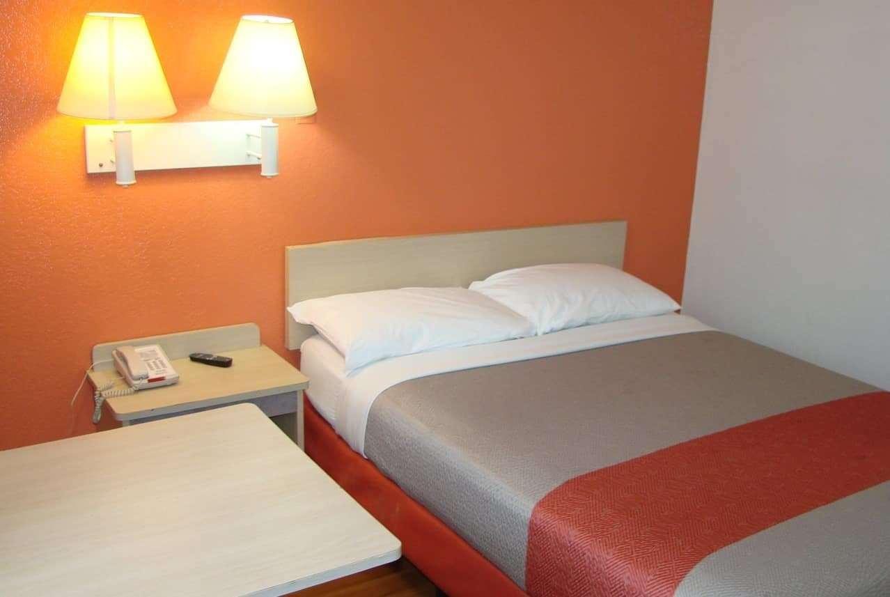 Travelodge By Wyndham פומפנו ביץ' מראה חיצוני תמונה